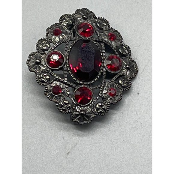 Costume Jewelry Pin brooch red stones bracelet set in metal 1 1/2" long READ - Picture 2 of 7